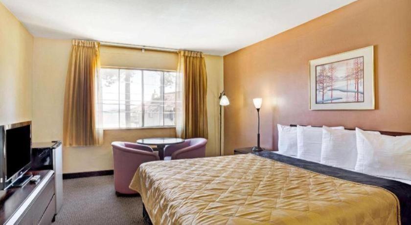 Howard Johnson By Wyndham South Lake Tahoe Esterno foto